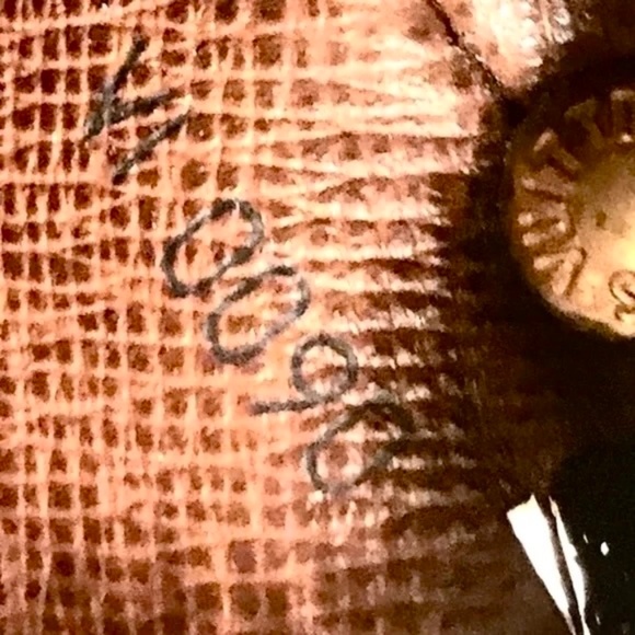 Louis Vuitton Drouot Monogram Crossbody - Picture 11 of 12